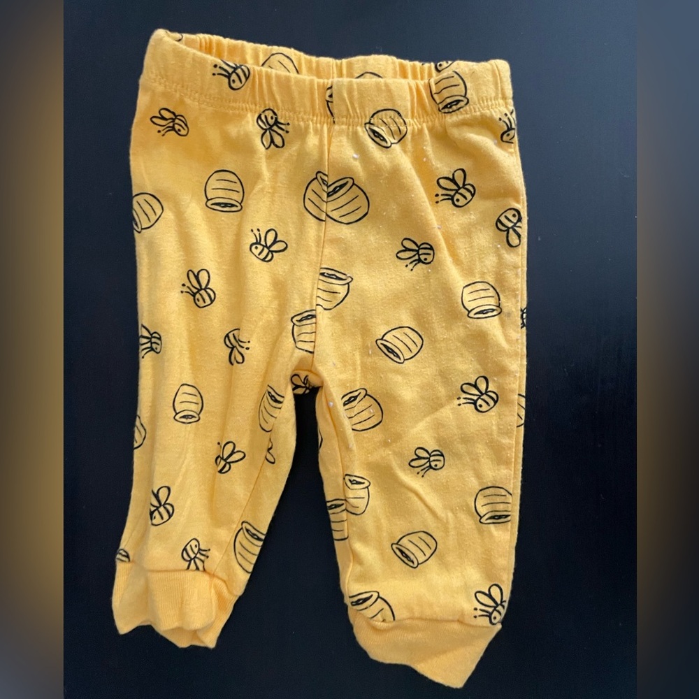 Adorable 0-3 month pants!